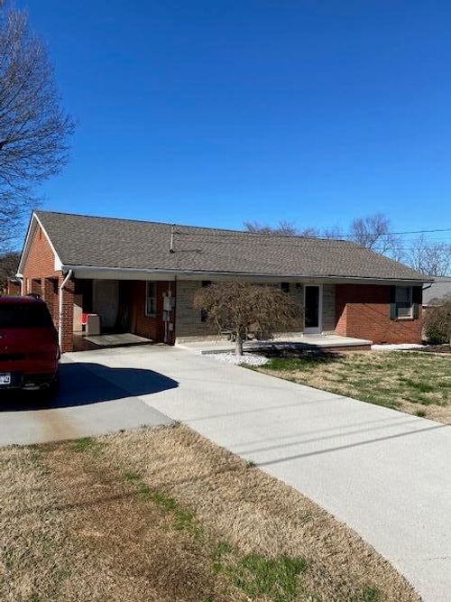 3106 Lee Dr, Morristown, TN, 37814-3156 | Card Image