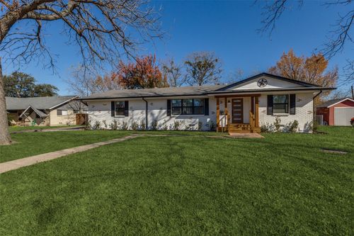 418 Bowie St, Forney, TX, 75126-9706 | Card Image