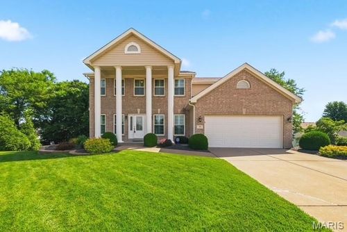 77 Lanchester Ct, Saint Peters, MO, 63376-7652 | Card Image