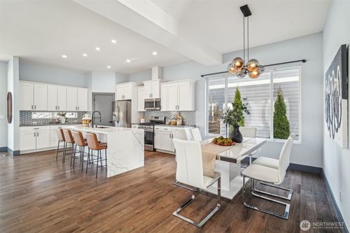 121 Palisades Pl, Pacific, WA, 98047-5003 | Card Image