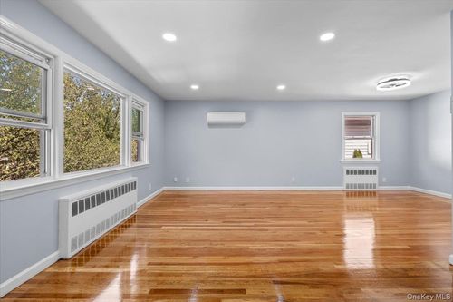 2nd-26804 83rd Ave, New Hyde Park, NY, 11040-1817 | Card Image