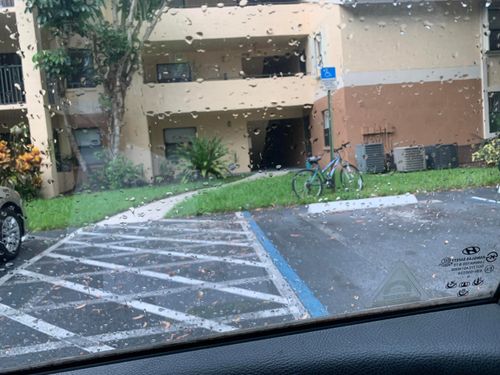 914-9999 Summerbreeze Dr, Sunrise, FL, 33322-5818 | Card Image