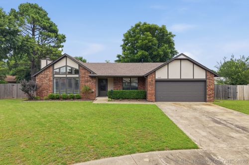 11413 S Franklin Ave, Jenks, OK, 74037-2458 | Card Image