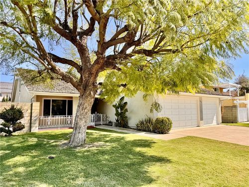 202 S Barbara Way, Anaheim, CA, 92806-4038 | Card Image