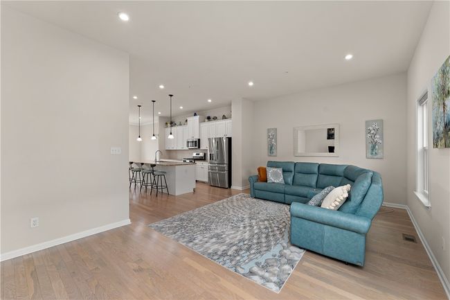 1001 Mohawk Ln, Townhouse with 3 bedrooms, 3 bathrooms and 2 parking in Mars PA | Image 24