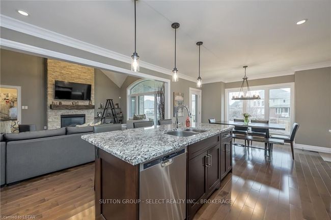 421 Bradwell Chase, House other with 4 bedrooms, 0 bathrooms and 6 parking in London ON | Image 21