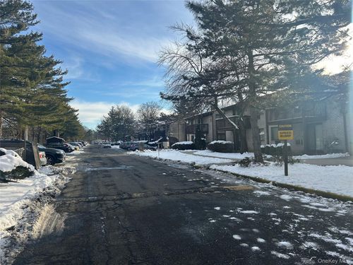 apt-c7-2 Secora Rd, Monsey, NY, 10952-3781 | Card Image