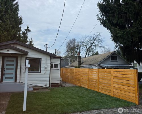 12215 44th Ave S, Tukwila, WA, 98178-3410 | Card Image