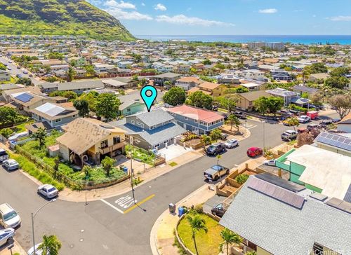 86-305 Alamihi St, Waianae, HI, 96792-2915 | Card Image