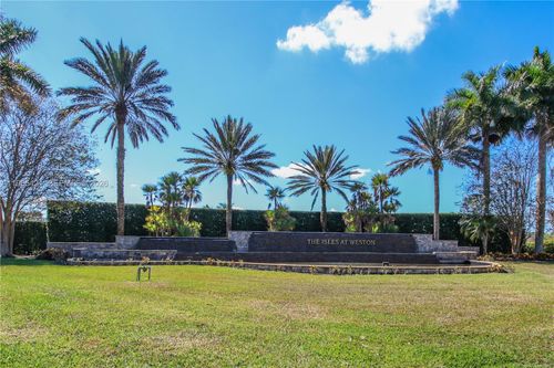 19301 Seneca Ave, Weston, FL, 33332-2440 | Card Image