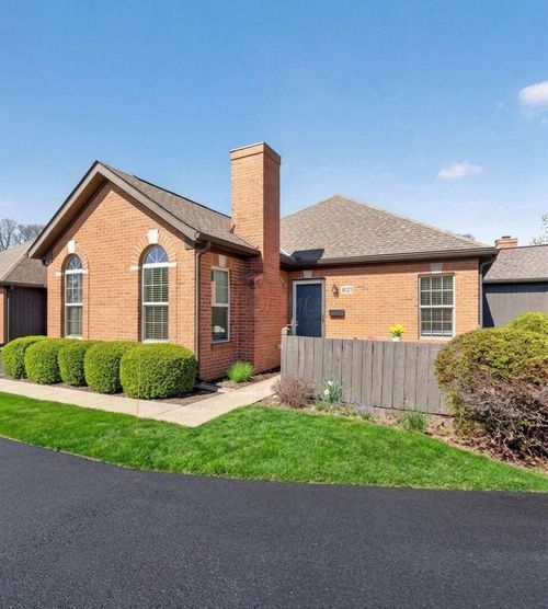 2679 Trottersway Dr, Columbus, OH, 43235-5510 | Card Image