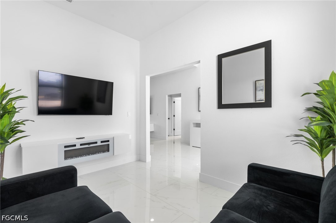 Residential Lease in Lehigh Acres 4