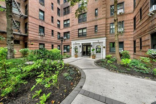 3a-3840 Greystone Ave, Bronx, NY, 10463-1907 | Card Image