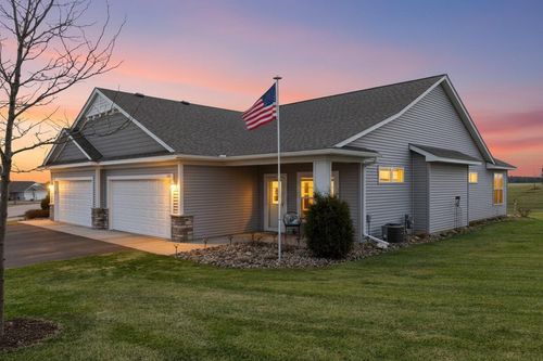 1232 Naser Way, New Richmond, WI, 54017-6620 | Card Image