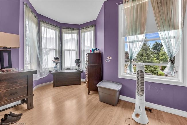 7 Robinson St S, House other with 6 bedrooms, 2 bathrooms and 8 parking in Grimsby ON | Image 30