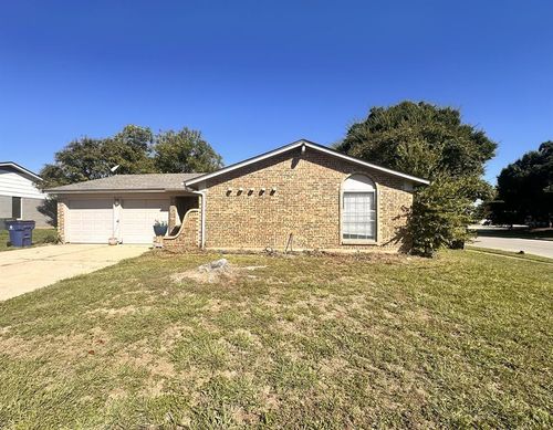 245 E Malone Avenue, Crowley, TX, 76036 | Card Image