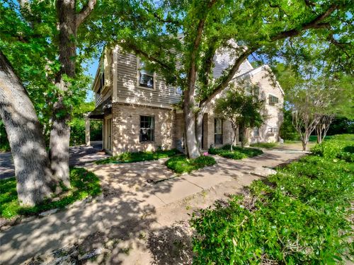 4514 Forestgate Cir, Arlington, TX, 76017-1624 | Card Image