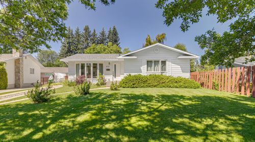 618 Oakhill Pl Sw, Calgary, AB, T2V3X8 | Card Image