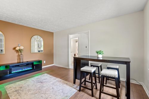 104 Pleasantview St, Wilmore, KY, 40390-1167 | Card Image