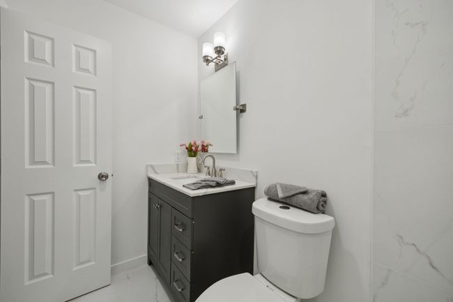 Another look of the high-end finishes in the Primary Bath! | Image 29