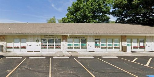 8914 W 75th St, Overland Park, KS, 66204 | Card Image