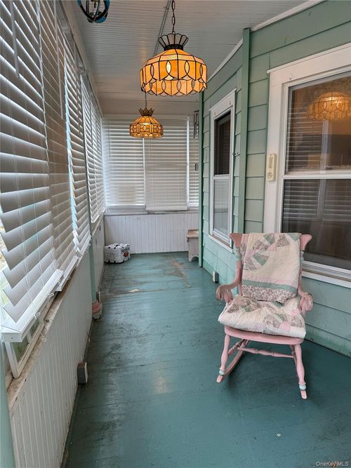 19 Lewis Ave, Poughkeepsie, NY, 12603-2309 | Card Image