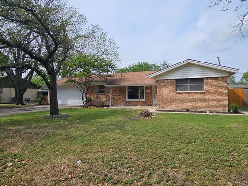 5629 Starlight Dr, Haltom City, TX, 76117-2155 | Card Image