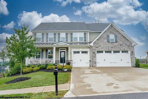 90 Falling Water Ln, Morgantown, WV, 26508-4498 | Card Image
