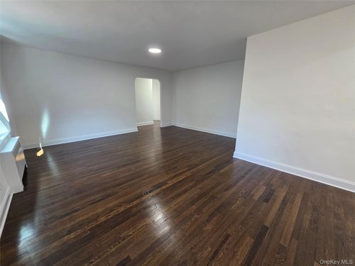 22-10 80th St, East Elmhurst, NY, 11370-1347 | Card Image