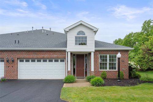 203 Providence Ct, Valencia, PA, 16059-1556 | Card Image