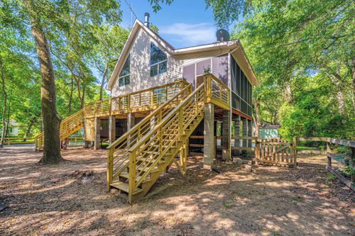 2468 Marina Rd, Wadmalaw Island, SC, 29487-6907 | Card Image