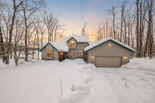 4397 E Vail Ln, Gaylord, MI, 49735-7920 | Card Image