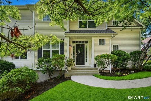 34-34 Faith Ln, Danbury, CT, 06810-7122 | Card Image