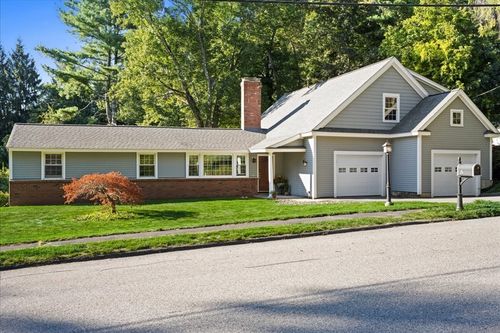 2 Fairview Dr, Southborough, MA, 01772-1712 | Card Image