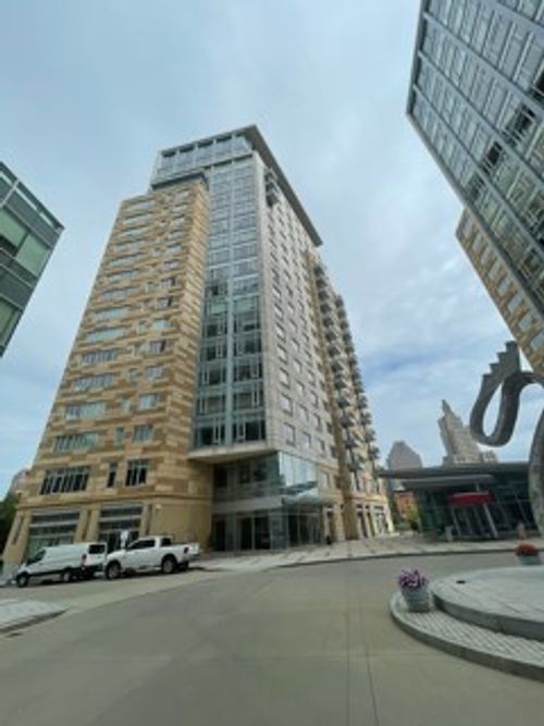 1402-100 Exchange St, Providence, RI, 02903-2613 | Card Image