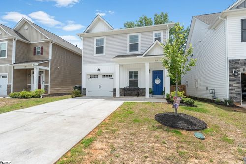 131 Highland Park Ct, Easley, SC, 29642-1056 | Card Image