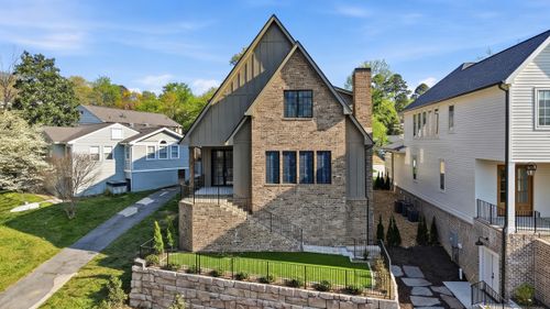 808 Liberty St, Chattanooga, TN, 37405-2834 | Card Image