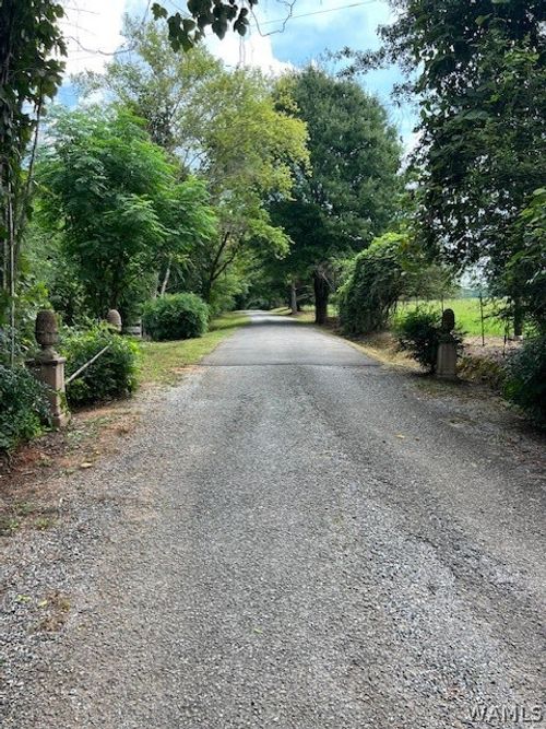 480 Woodland Park Way, Moundville, AL, 35474-3008 | Card Image