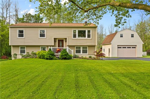 200 Lake Rd, Ontario, NY, 14519-9338 | Card Image