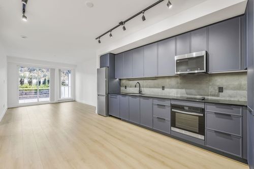 203-3075 Murray St, Port Moody, BC, V3H0N9 | Card Image