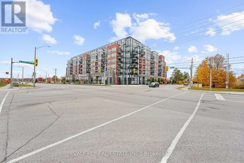615-681 Yonge St, Barrie, ON, L4N4E8 | Card Image