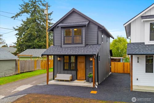 c-2815 25th St, Everett, WA, 98201-3109 | Card Image