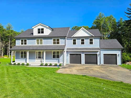 3 Danforth Dr, Holliston, MA, 01746-1298 | Card Image