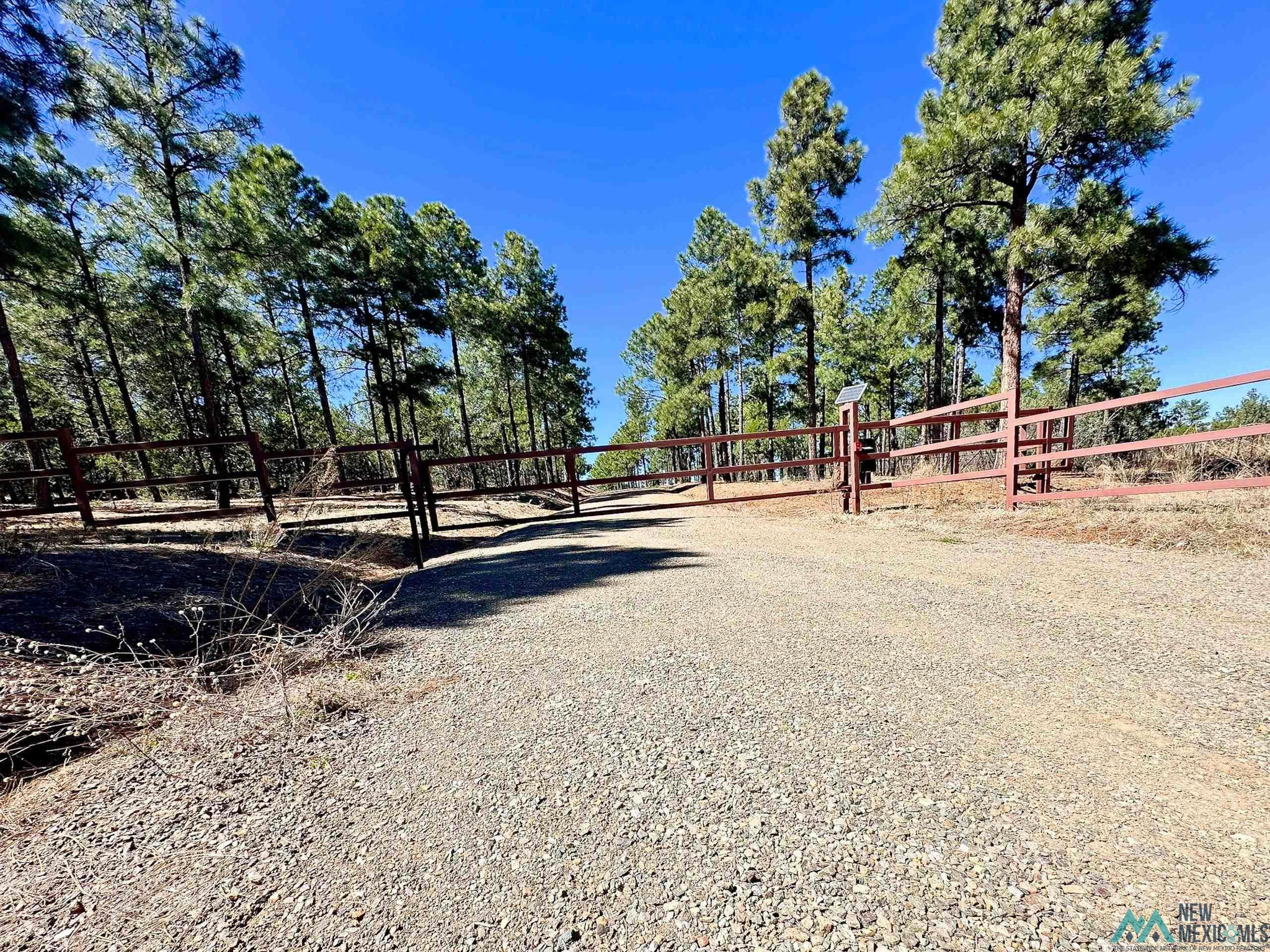 Land in Tijeras