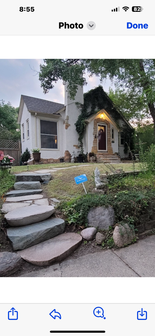 1136 Xerxes Ave S, Minneapolis, MN, 55405-2137 | Card Image