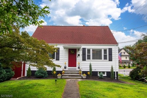 1 Marian Pl, Morristown, NJ, 07960-2928 | Card Image