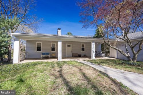 820 Sharpless Rd, HOCKESSIN, DE, 19707-9671 | Card Image