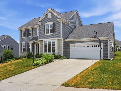 3513 Olde Howell Road, Waukesha, WI, 53188 | Card Image
