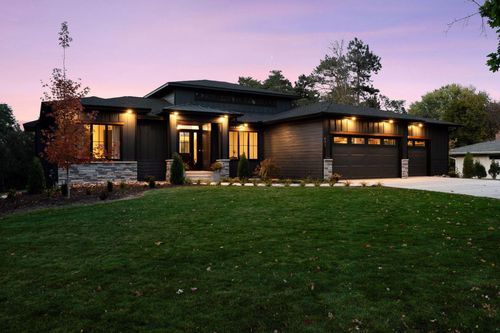 631 Callahan Pl, Mendota Heights, MN, 55118-4337 | Card Image