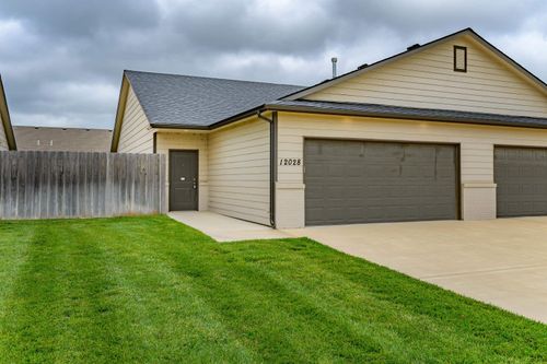 12028 W Fontana St, Wichita, KS, 67205-7546 | Card Image